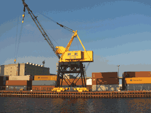 the Port's 70-ton ganty crane can move along the City Heavy Lift Dock rail tracks along the inner harbor.